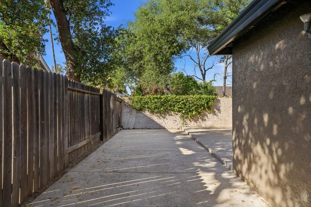 6895 Park Pl, Granite Bay, CA 95746