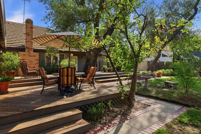 6895 Park Pl, Granite Bay, CA 95746