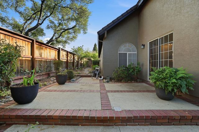 6895 Park Pl, Granite Bay, CA 95746