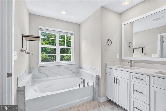 2234 DENALI DR, Frederick, MD 21702