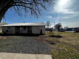 410 W Glover St, Harrington, WA 99134