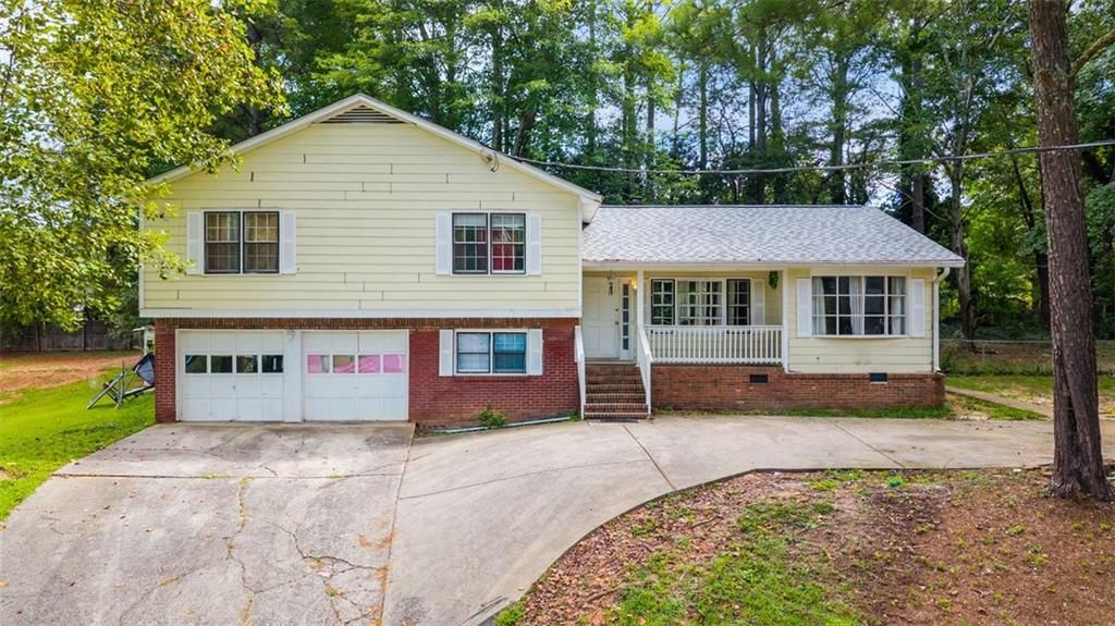 1209 CARRIAGE Trail, Norcross, GA 30093