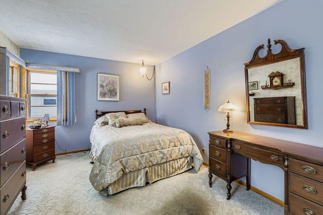 900 7th Ave S, South Saint Paul, MN 55075