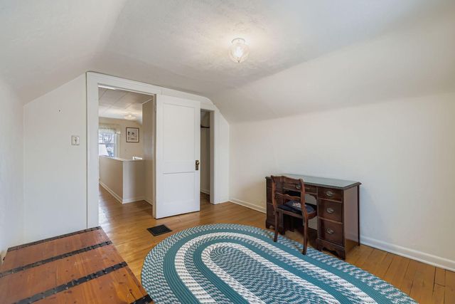 900 7th Ave S, South Saint Paul, MN 55075