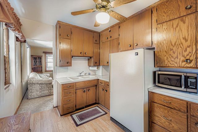 900 7th Ave S, South Saint Paul, MN 55075