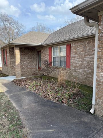 3202 Red Oak, Paragould, AR 72450