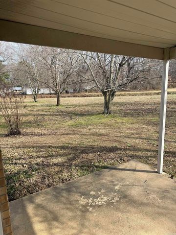 3202 Red Oak, Paragould, AR 72450