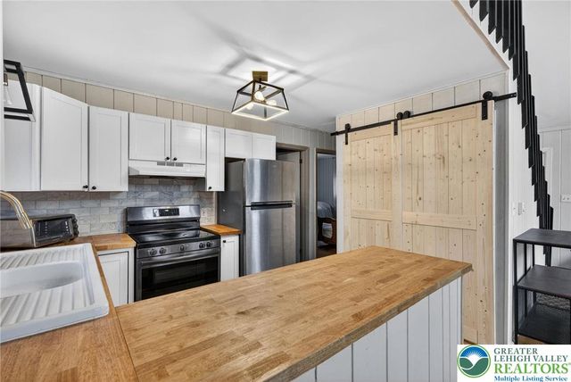 149 Regent Street, Lehman Twp, PA 18324