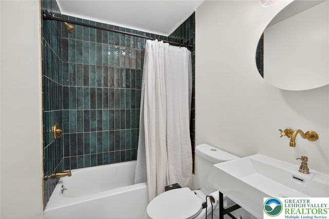 149 Regent Street, Lehman Twp, PA 18324