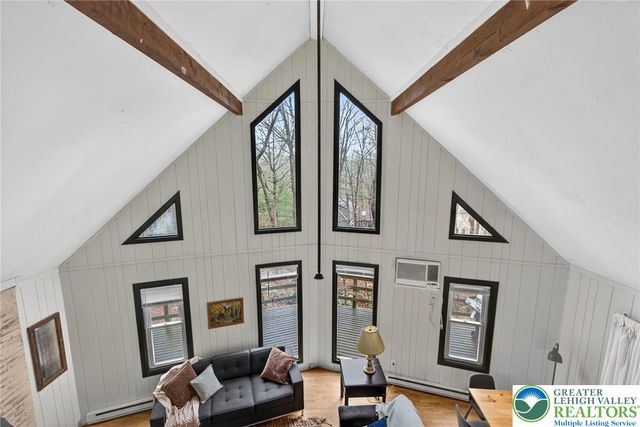 149 Regent Street, Lehman Twp, PA 18324