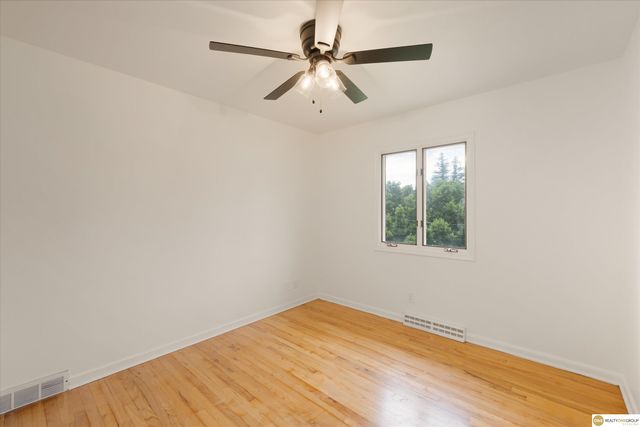 4241 Madison Street, Omaha, NE 68107