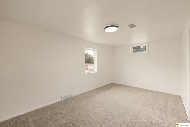 4241 Madison Street, Omaha, NE 68107