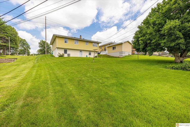 4241 Madison Street, Omaha, NE 68107