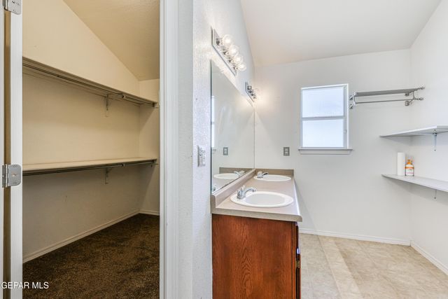 1421 FITO HERNANDEZ Street, El Paso, TX 79928