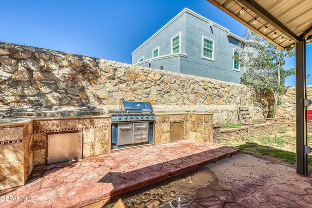 1421 FITO HERNANDEZ Street, El Paso, TX 79928