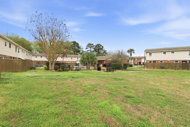 415 Parkdale Drive 10b, Charleston, SC 29414