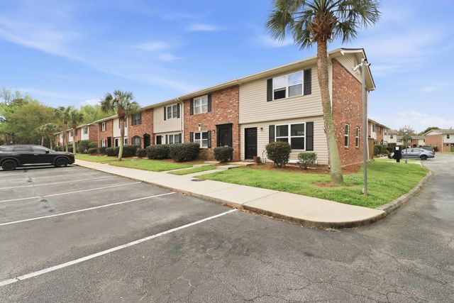 415 Parkdale Drive 10b, Charleston, SC 29414