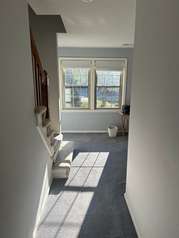14 Hovey Pond Dr 14, Grafton, MA 01536