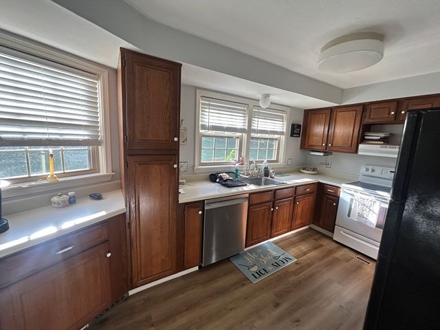 14 Hovey Pond Dr 14, Grafton, MA 01536