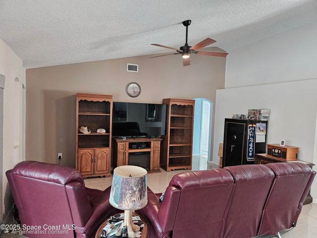 1201 Cheb Place NW, Palm Bay, FL 32907