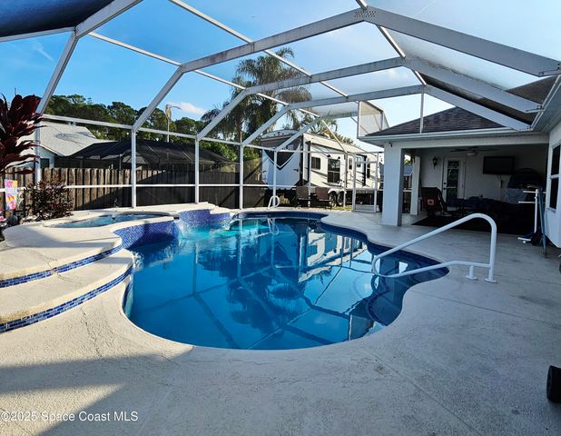 1201 Cheb Place NW, Palm Bay, FL 32907