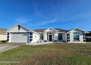 1201 Cheb Place NW, Palm Bay, FL 32907