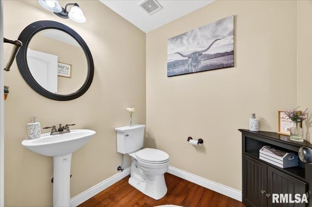 4012 W HEARTHWOOD Drive, Dunlap, IL 61525