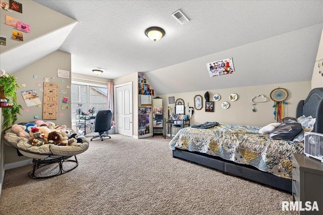 4012 W HEARTHWOOD Drive, Dunlap, IL 61525