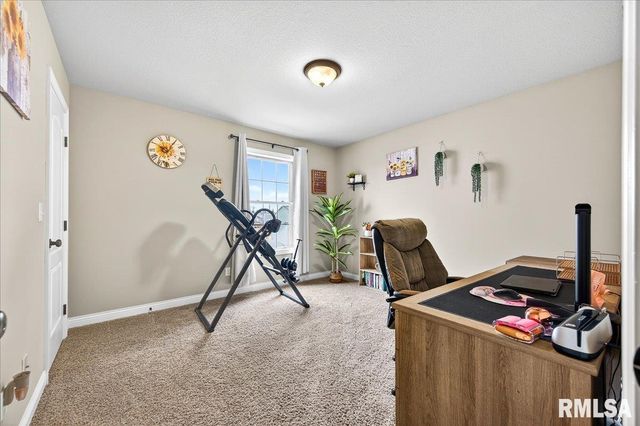 4012 W HEARTHWOOD Drive, Dunlap, IL 61525