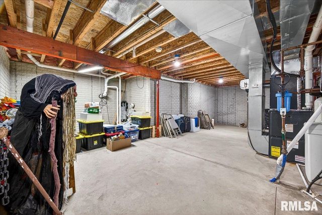 4012 W HEARTHWOOD Drive, Dunlap, IL 61525