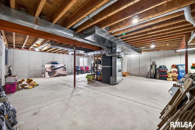 4012 W HEARTHWOOD Drive, Dunlap, IL 61525