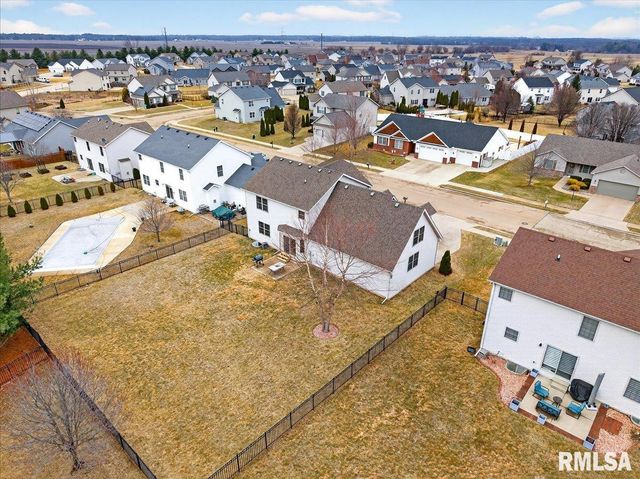 4012 W HEARTHWOOD Drive, Dunlap, IL 61525