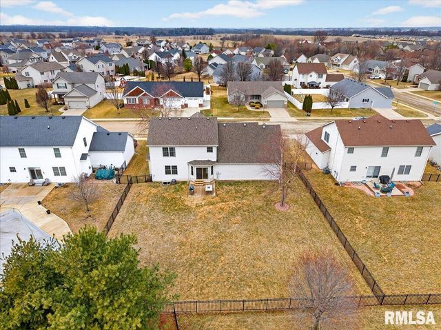 4012 W HEARTHWOOD Drive, Dunlap, IL 61525