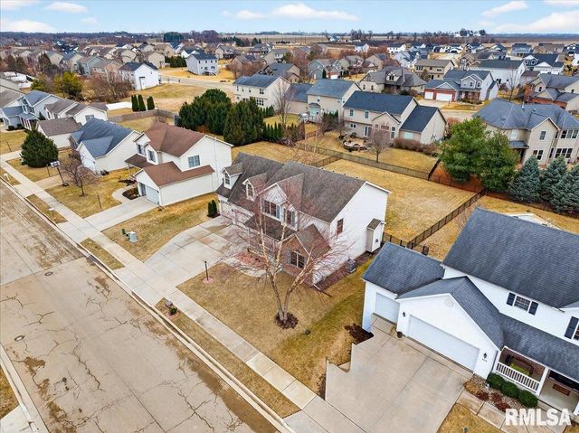 4012 W HEARTHWOOD Drive, Dunlap, IL 61525