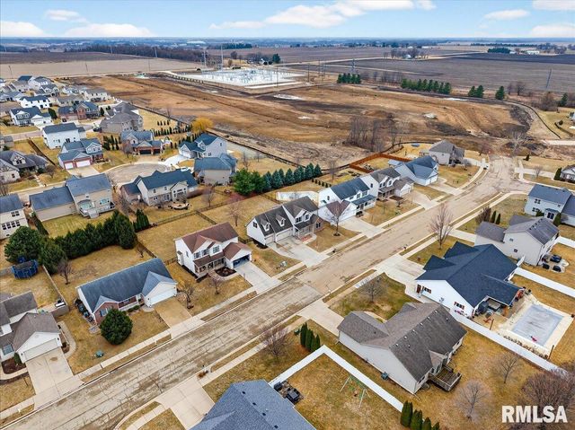 4012 W HEARTHWOOD Drive, Dunlap, IL 61525