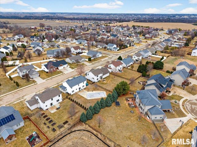 4012 W HEARTHWOOD Drive, Dunlap, IL 61525