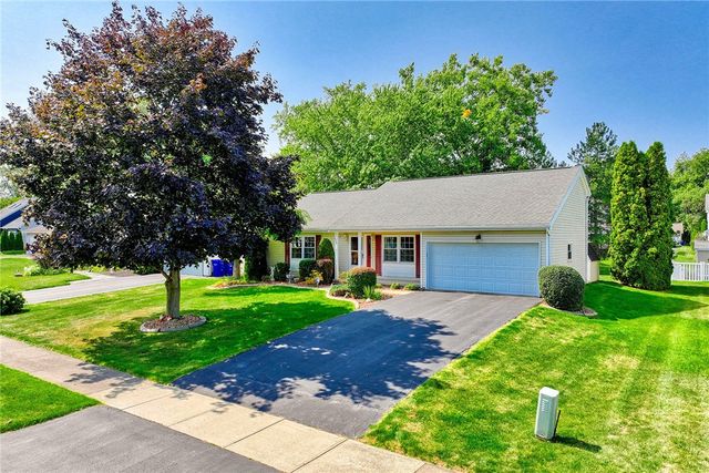 130 Limerick Lane, Greece, NY 14606