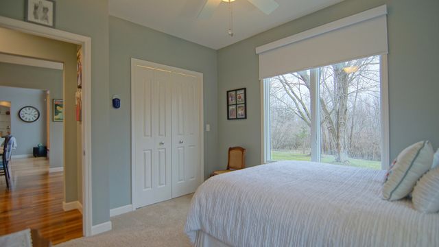 4033 Schmuhl Road, Benton Harbor, MI 49022