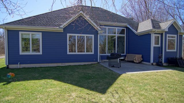 4033 Schmuhl Road, Benton Harbor, MI 49022