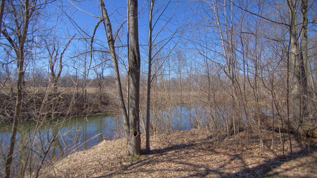 4033 Schmuhl Road, Benton Harbor, MI 49022