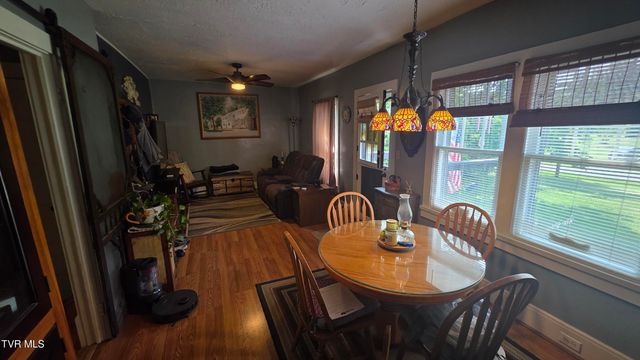 319 Old Stage Road, Surgoinsville, TN 37873
