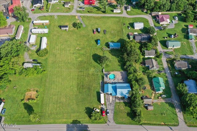 319 Old Stage Road, Surgoinsville, TN 37873