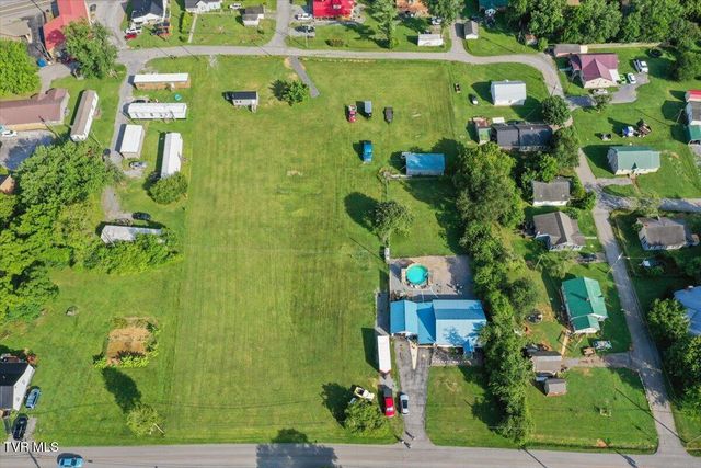 319 Old Stage Road, Surgoinsville, TN 37873