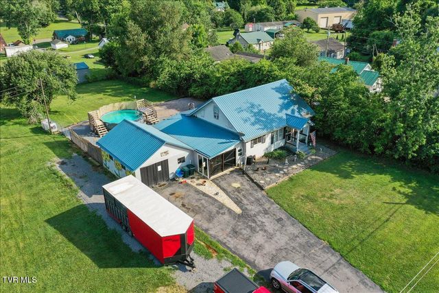 319 Old Stage Road, Surgoinsville, TN 37873