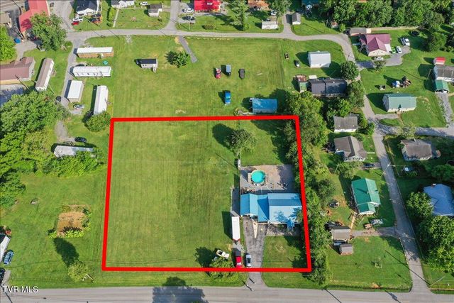 319 Old Stage Road, Surgoinsville, TN 37873