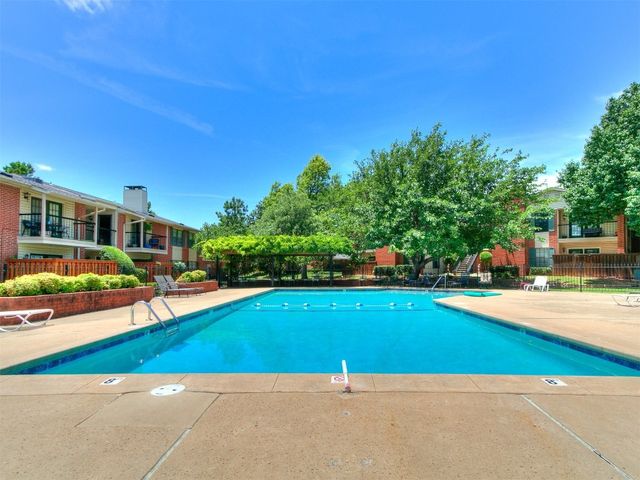 4400 Hemingway Drive 221, Oklahoma City, OK 73118