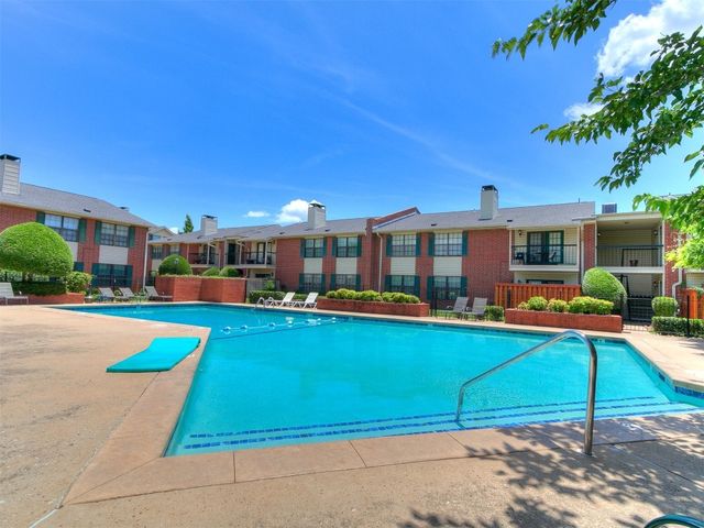 4400 Hemingway Drive 221, Oklahoma City, OK 73118