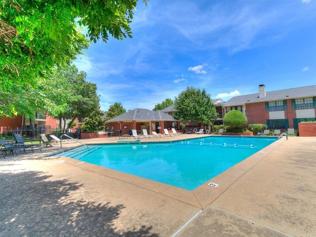 4400 Hemingway Drive 221, Oklahoma City, OK 73118