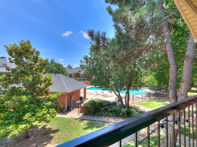 4400 Hemingway Drive 221, Oklahoma City, OK 73118