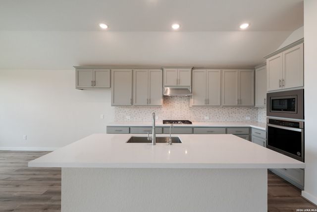 626 Foxbrook Way, Cibolo, TX 78108